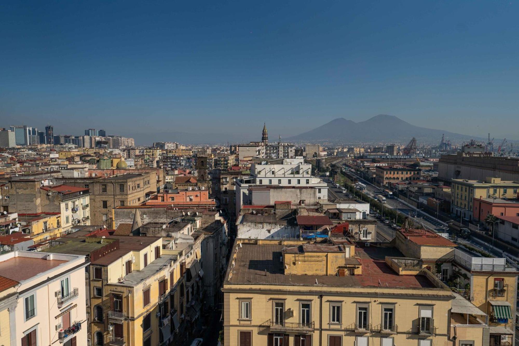 Apartment Duomo 11 By Dimorra Neapel